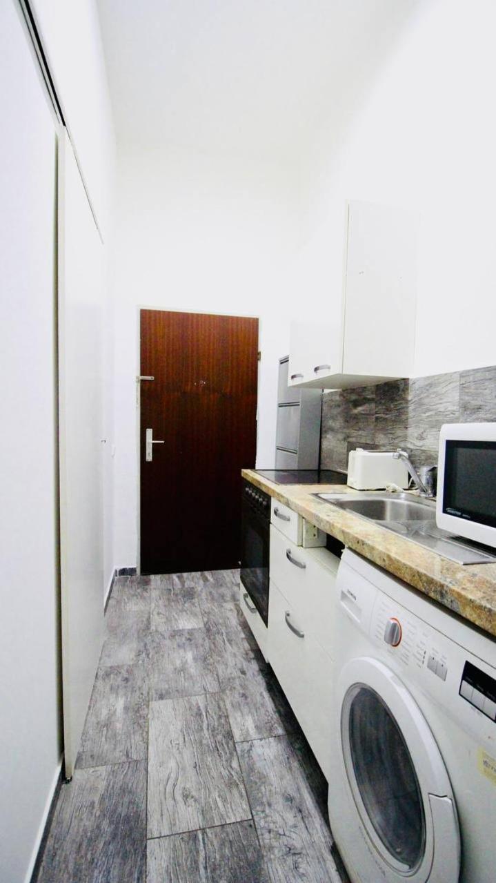 Family Studio In Akh Area Bécs Kültér fotó