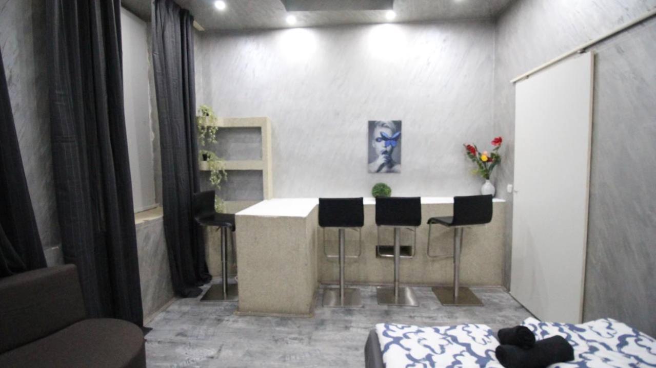 Family Studio In Akh Area Bécs Kültér fotó
